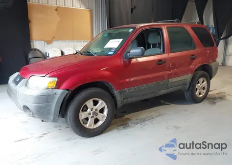 2005 Ford Escape Xlt из США, поврежденный, VIN 1FMYU03145KB40409